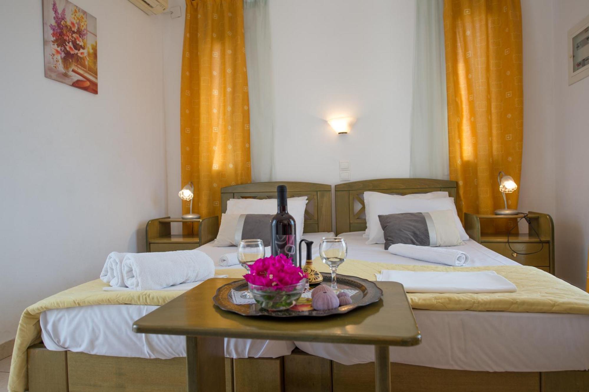 Hotel Avra Неа Епидаврос Екстериор снимка