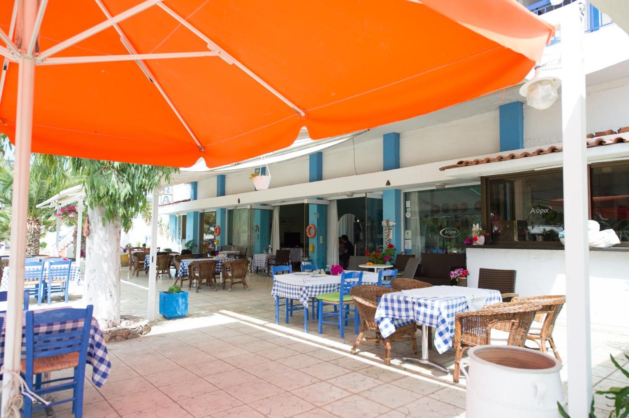 Hotel Avra Неа Епидаврос Екстериор снимка