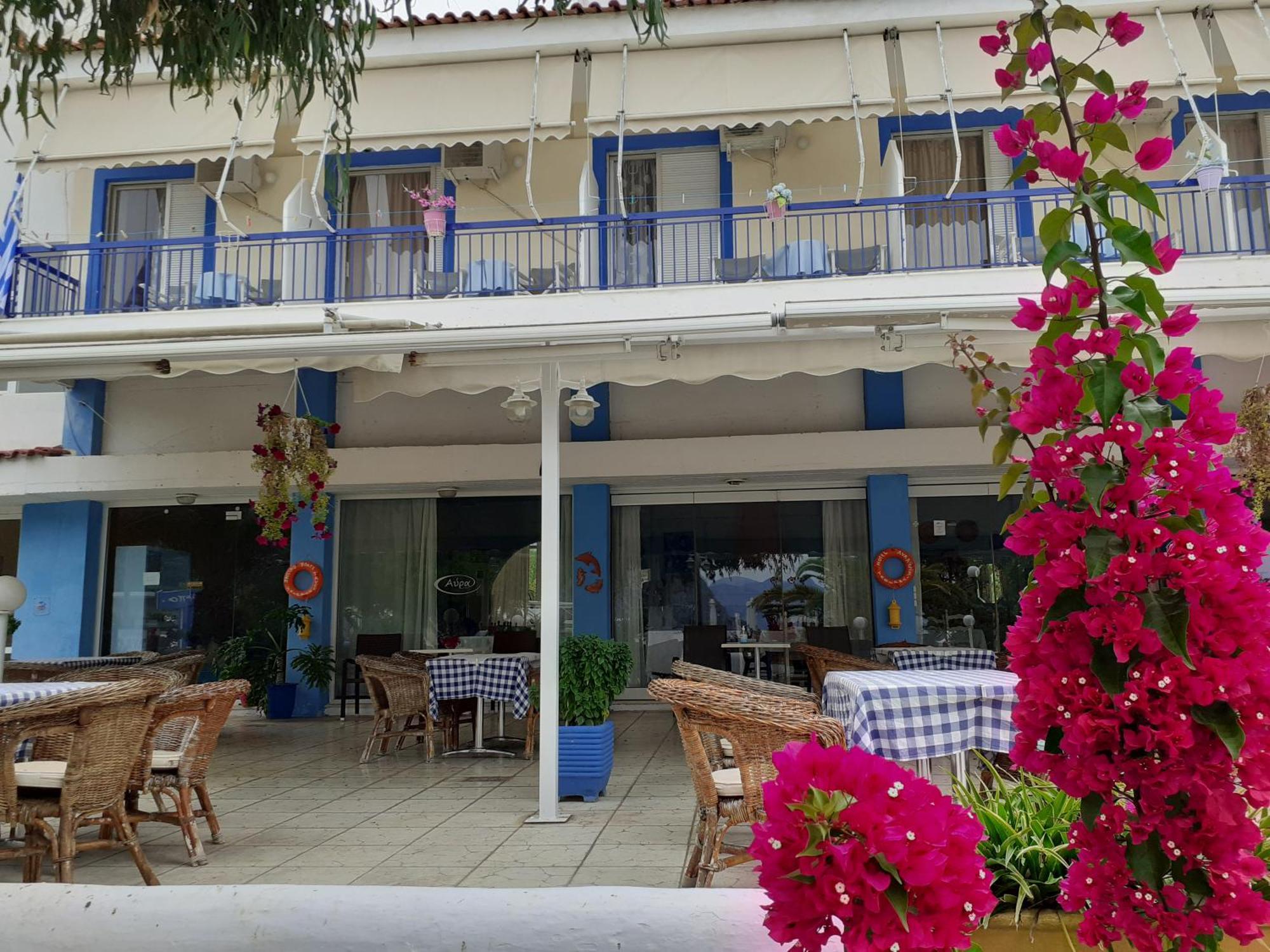 Hotel Avra Неа Епидаврос Екстериор снимка